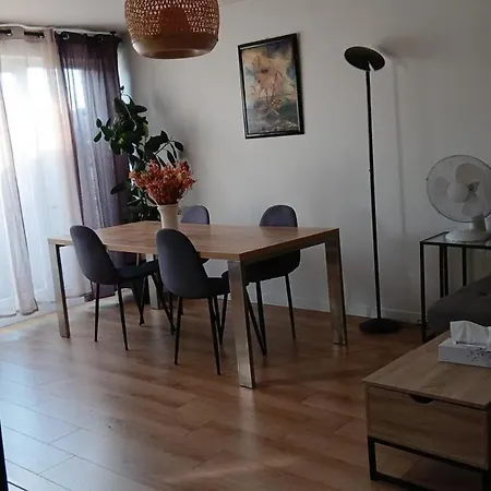 Air-conditioned Peaceful Haven 2 Steps From Paris Appartement *