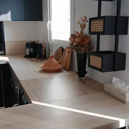 Air-conditioned Peaceful Haven 2 Steps From Paris Choisy-le-Roi