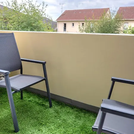 Air-conditioned Peaceful Haven 2 Steps From Paris Choisy-le-Roi